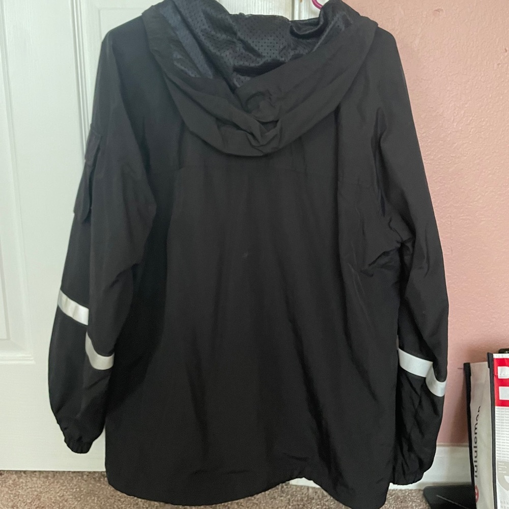 Supreme Jacket - Picture 2 of 12